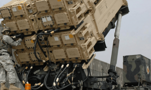 北约秘书长怕了普京？承认不会击落俄战机，给出理由却让人大跌眼镜